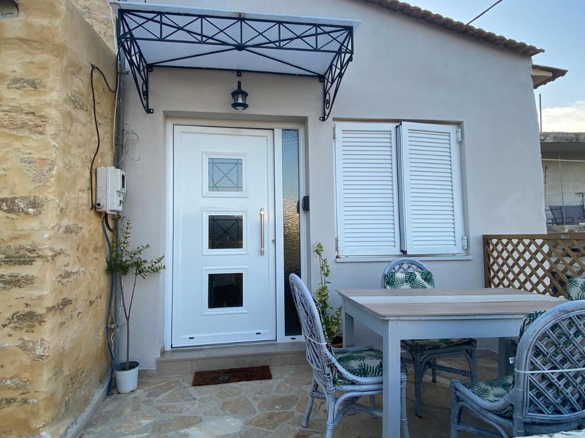 Casa Di Fragkiskos. Ένα Σπίτι Μέσα Στη Φύση. Villa Kondomarion Luaran gambar