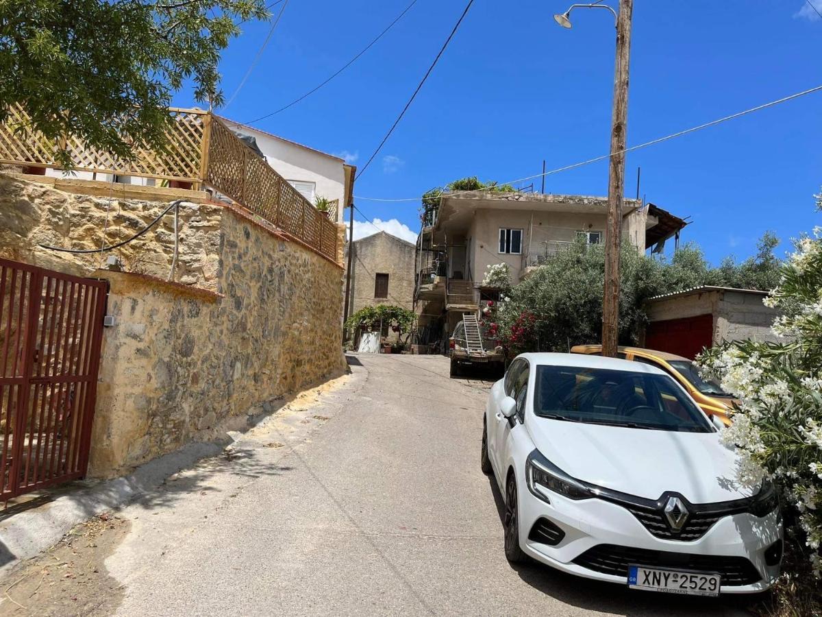 Casa Di Fragkiskos. Ένα Σπίτι Μέσα Στη Φύση. Villa Kondomarion Luaran gambar